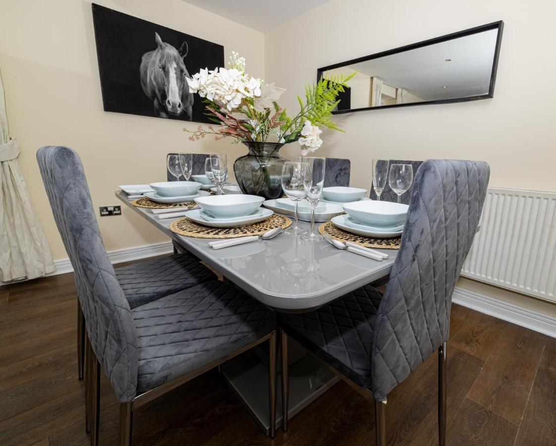 Two Bed Apartment Near Canary Wharf Лондон Экстерьер фото
