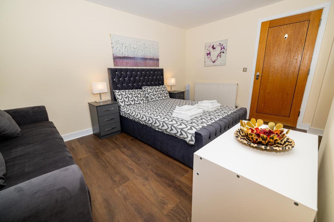 Two Bed Apartment Near Canary Wharf Лондон Экстерьер фото