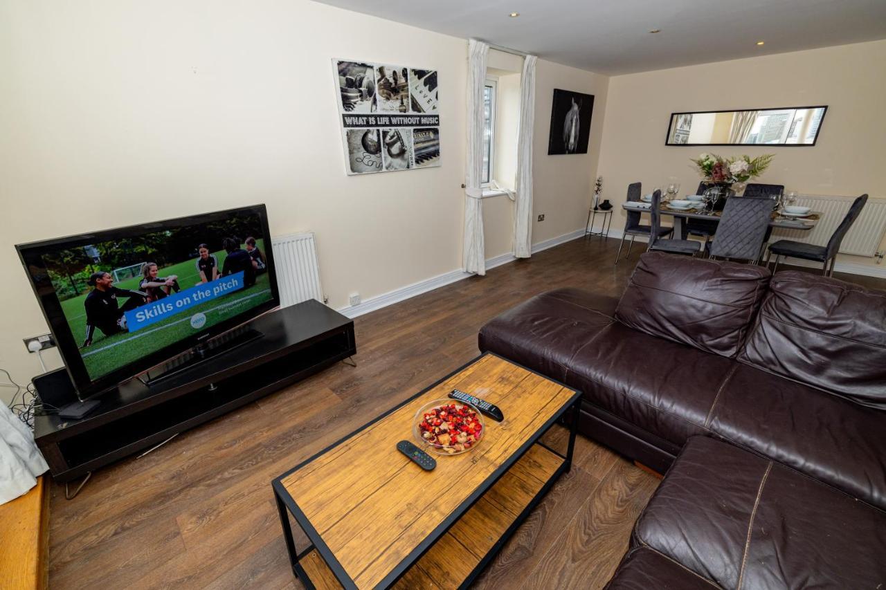 Two Bed Apartment Near Canary Wharf Лондон Экстерьер фото