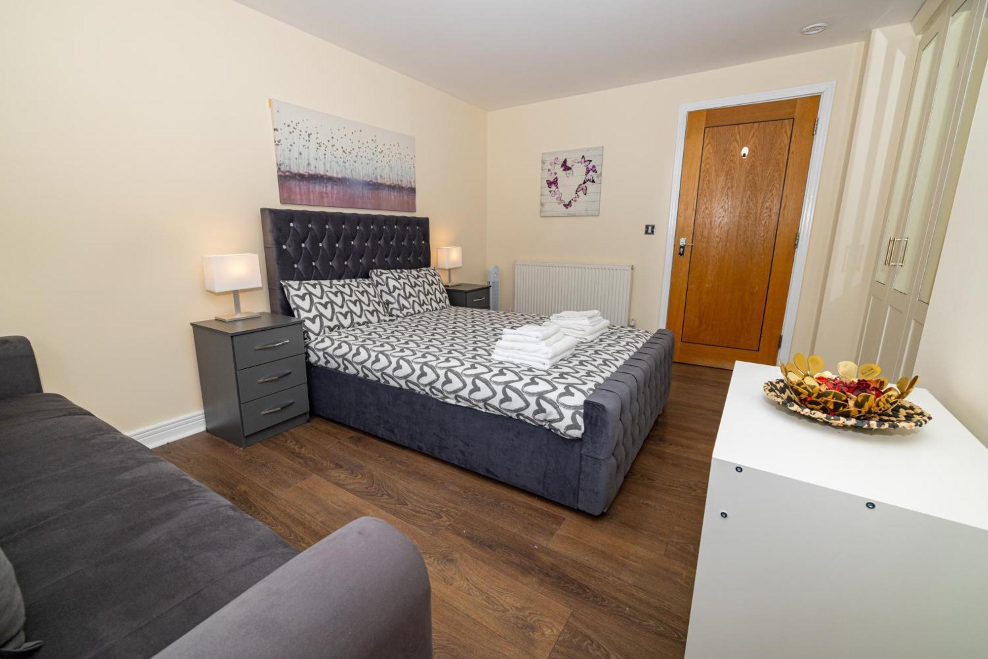 Two Bed Apartment Near Canary Wharf Лондон Экстерьер фото