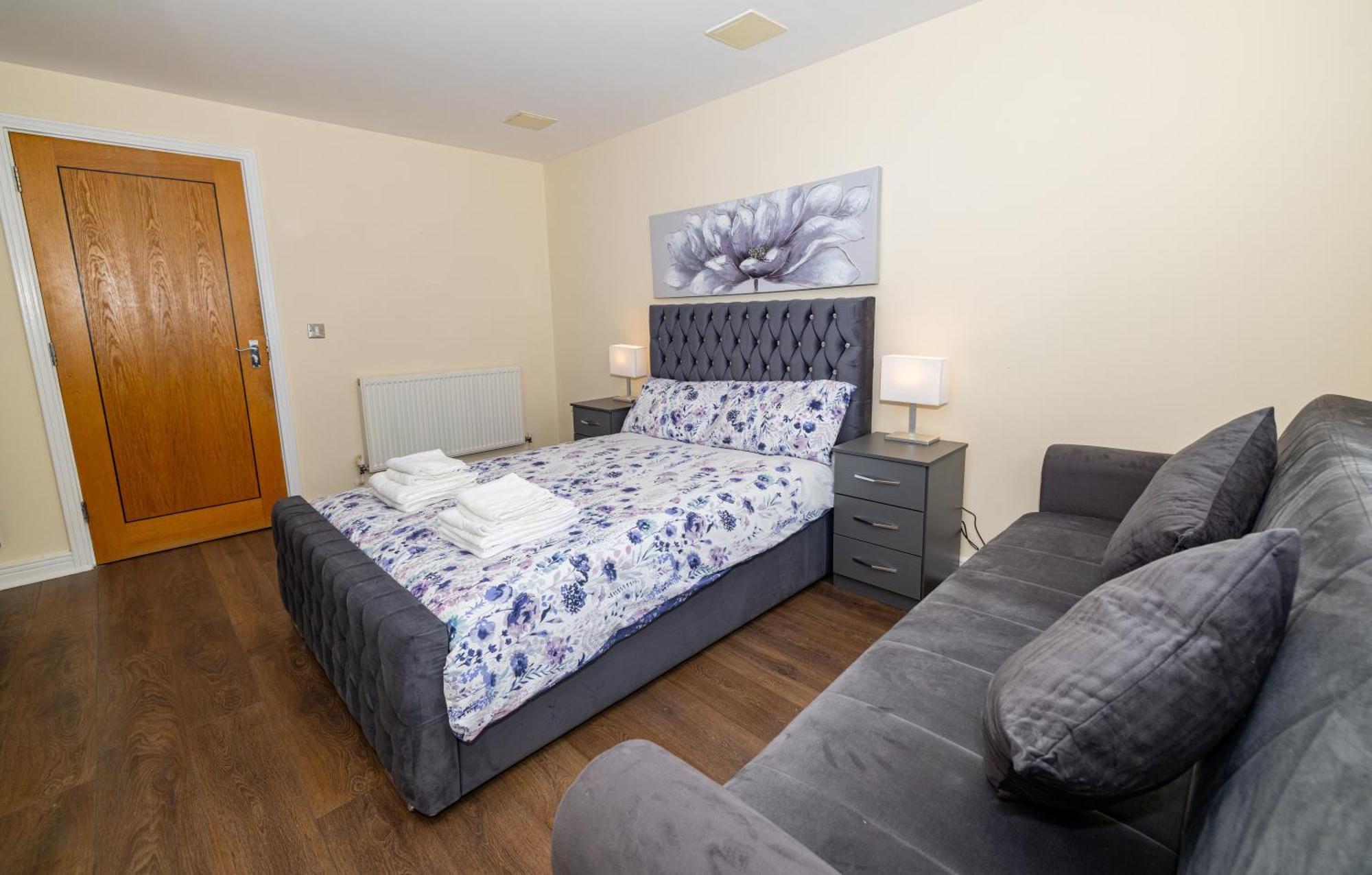 Two Bed Apartment Near Canary Wharf Лондон Экстерьер фото